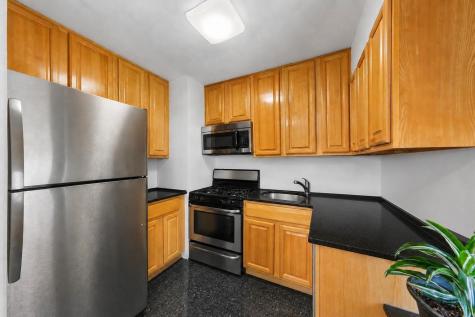 135 Montgomery Street Jersey City NJ 07302