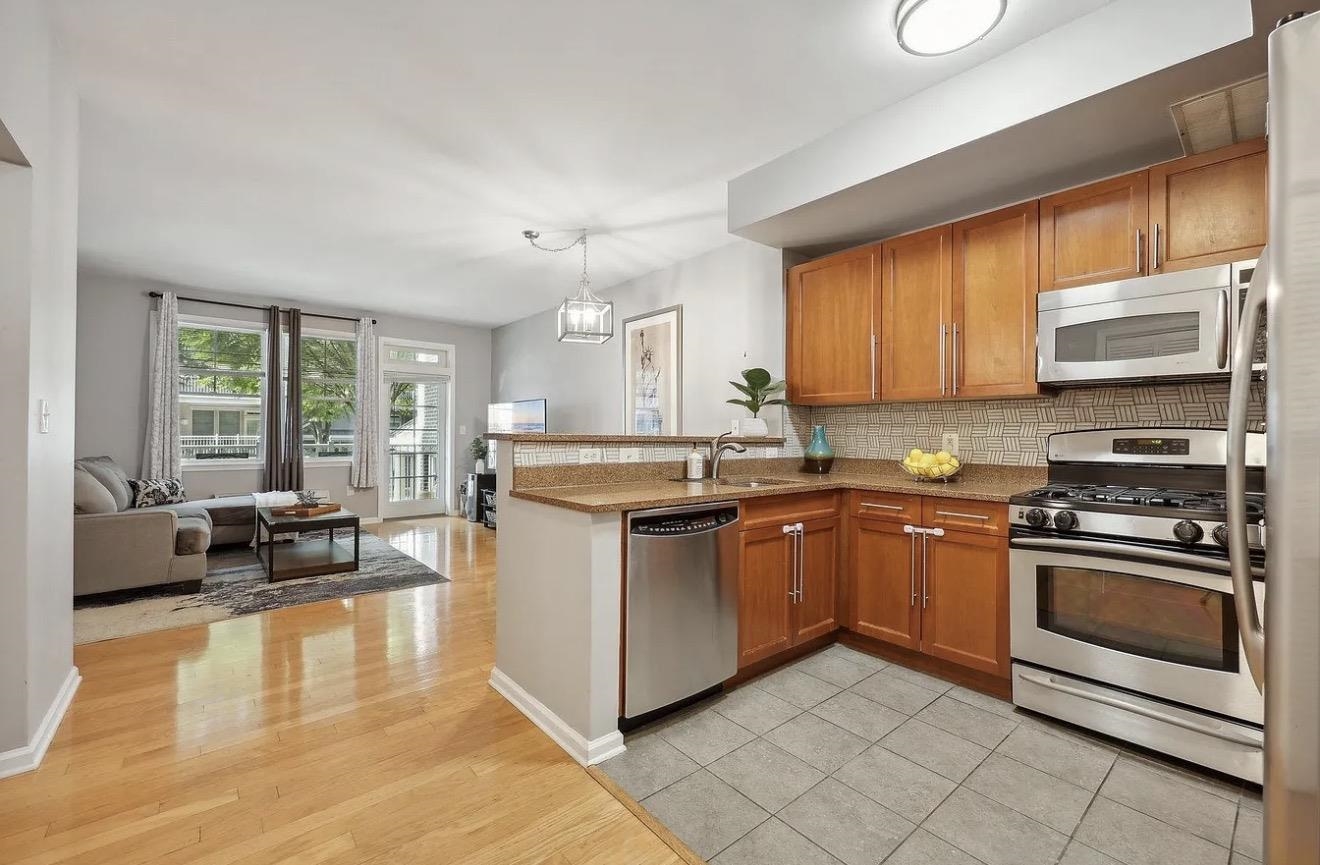 4 Constellation Place Jersey City NJ 07305