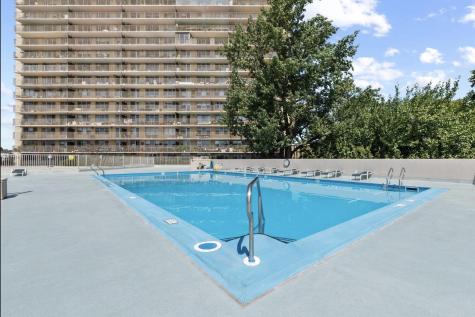 6040 Boulevard East West New York NJ 07093