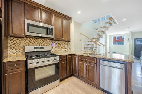 1109 61st Street North Bergen NJ 07047