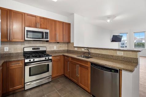 30 Freedom Way Jersey City NJ 07305