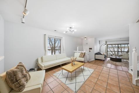 274 Sunset Key Secaucus NJ 07094