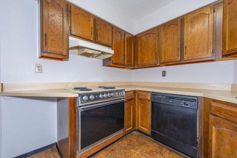 418 Harmon Cove Tower Secaucus NJ 07094