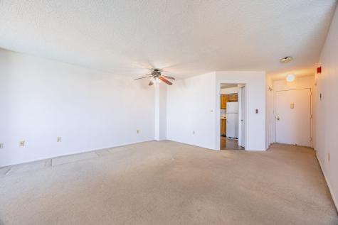 418 Harmon Cove Tower Secaucus NJ 07094