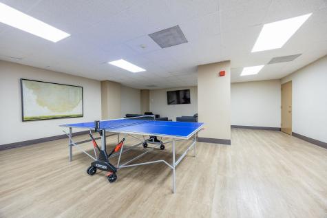 418 Harmon Cove Tower Secaucus NJ 07094