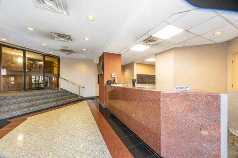 418 Harmon Cove Tower Secaucus NJ 07094