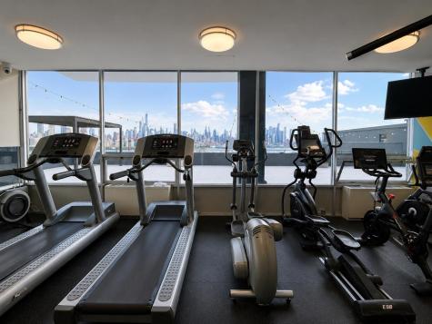 6050 Boulevard East West New York NJ 07093