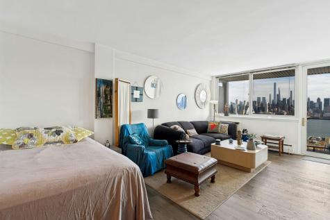 899 Boulevard East Weehawken NJ 07086