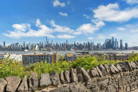 899 Boulevard East Weehawken NJ 07086