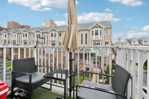 333 Oswego Court West New York NJ 07093