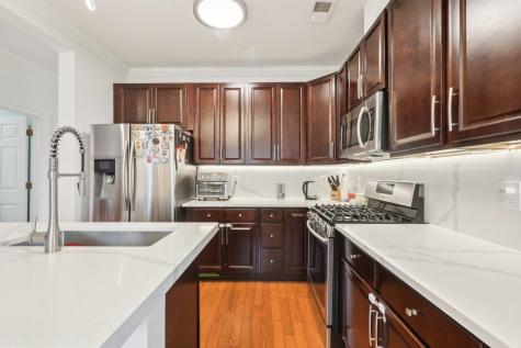 333 Oswego Court West New York NJ 07093