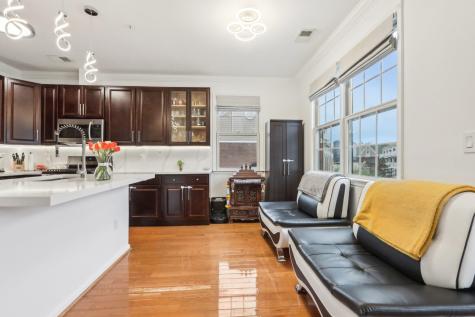333 Oswego Court West New York NJ 07093