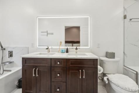333 Oswego Court West New York NJ 07093