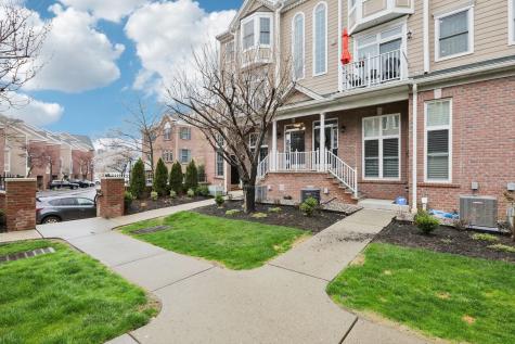 333 Oswego Court West New York NJ 07093