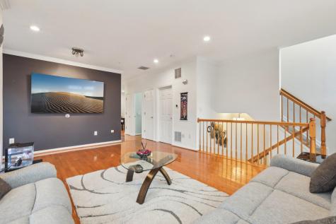 333 Oswego Court West New York NJ 07093