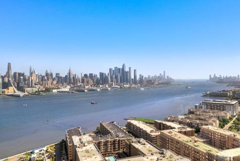 6050 Boulevard East West New York NJ 07093