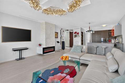 201 Shearwater Court West Jersey City NJ 07305