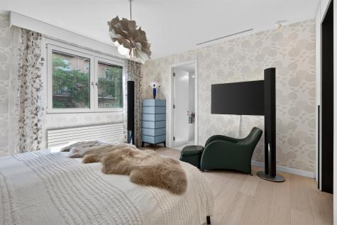 201 Shearwater Court West Jersey City NJ 07305
