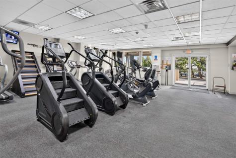 201 Shearwater Court West Jersey City NJ 07305