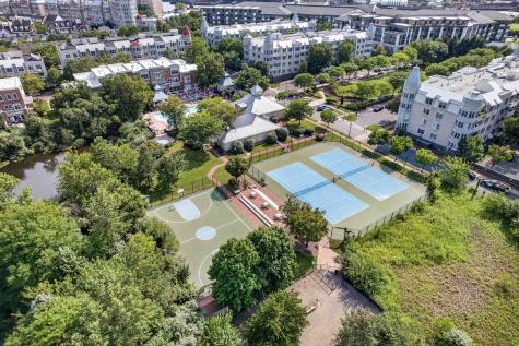 201 Shearwater Court West Jersey City NJ 07305