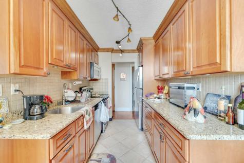 300 Winston Drive Cliffside Park NJ 07010