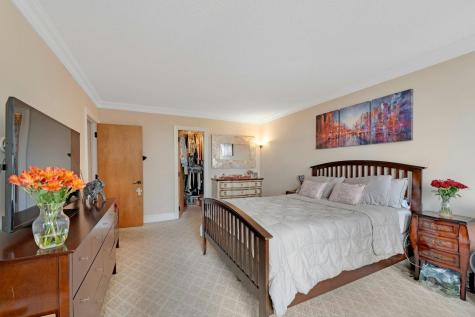 300 Winston Drive Cliffside Park NJ 07010