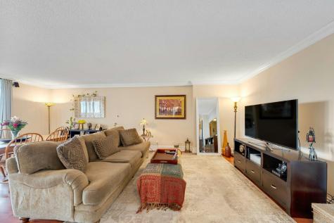 300 Winston Drive Cliffside Park NJ 07010
