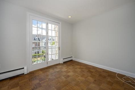 203 Shearwater Court West Jersey City NJ 07305