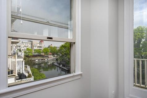 203 Shearwater Court West Jersey City NJ 07305