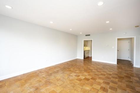 203 Shearwater Court West Jersey City NJ 07305