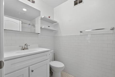 512 4th Street Union City NJ 07087
