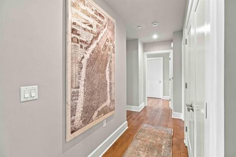 250 Henley Place Weehawken NJ 07086-1101