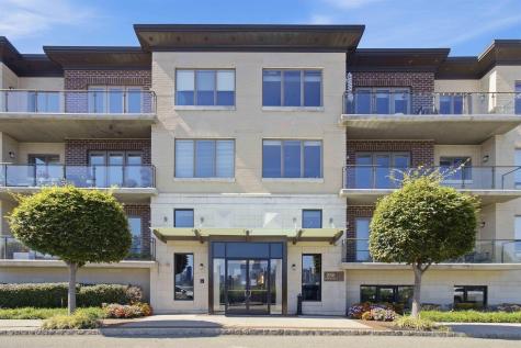 250 Henley Place Weehawken NJ 07086-1101