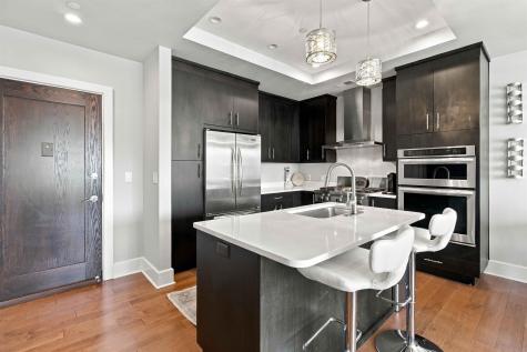 250 Henley Place Weehawken NJ 07086-1101