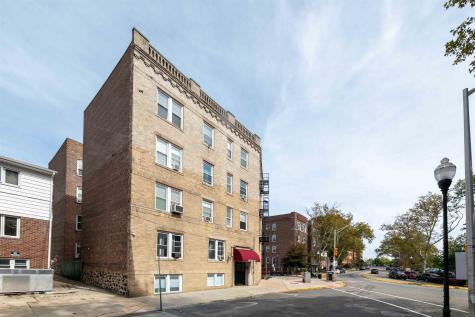 18 74th Street North Bergen NJ 07047