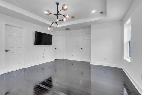 8 Creekside Court Secaucus NJ 07094