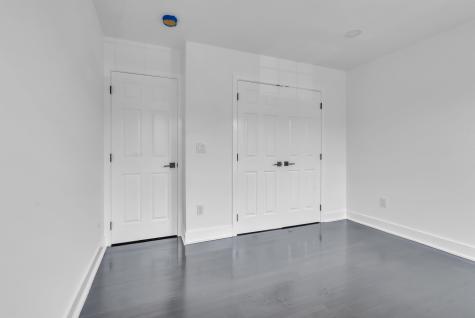 8 Creekside Court Secaucus NJ 07094