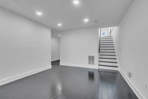8 Creekside Court Secaucus NJ 07094