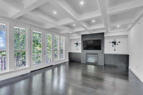 8 Creekside Court Secaucus NJ 07094