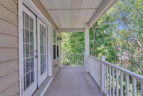 8 Creekside Court Secaucus NJ 07094