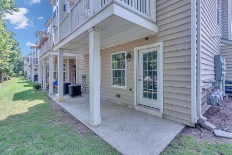 8 Creekside Court Secaucus NJ 07094