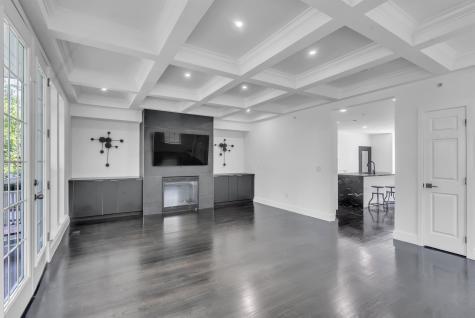 8 Creekside Court Secaucus NJ 07094