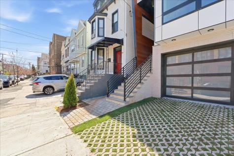 81 Lexington Avenue Jersey City NJ 07304
