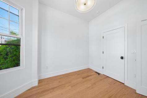 113 Lincoln Street Jersey City NJ 07302