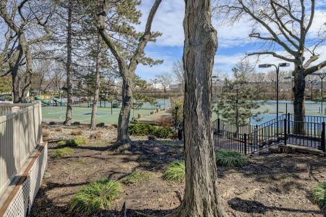 598 Sanderling Court Secaucus NJ 07094