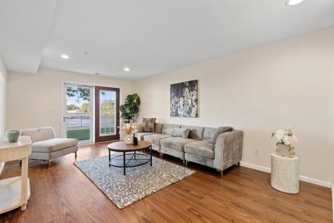 27 Bayside Drive Bayonne NJ 07002