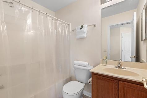 27 Bayside Drive Bayonne NJ 07002