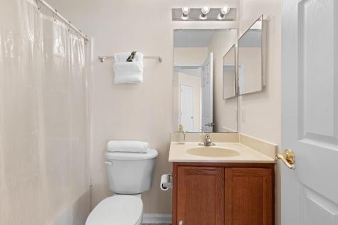27 Bayside Drive Bayonne NJ 07002