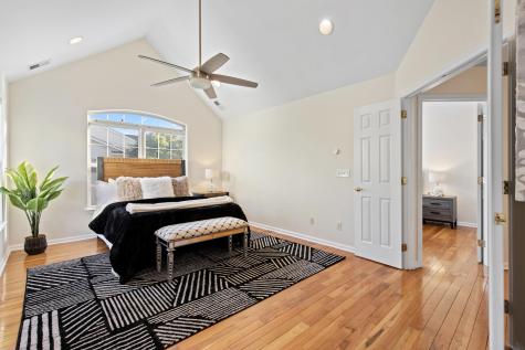 27 Bayside Drive Bayonne NJ 07002