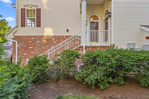 27 Bayside Drive Bayonne NJ 07002